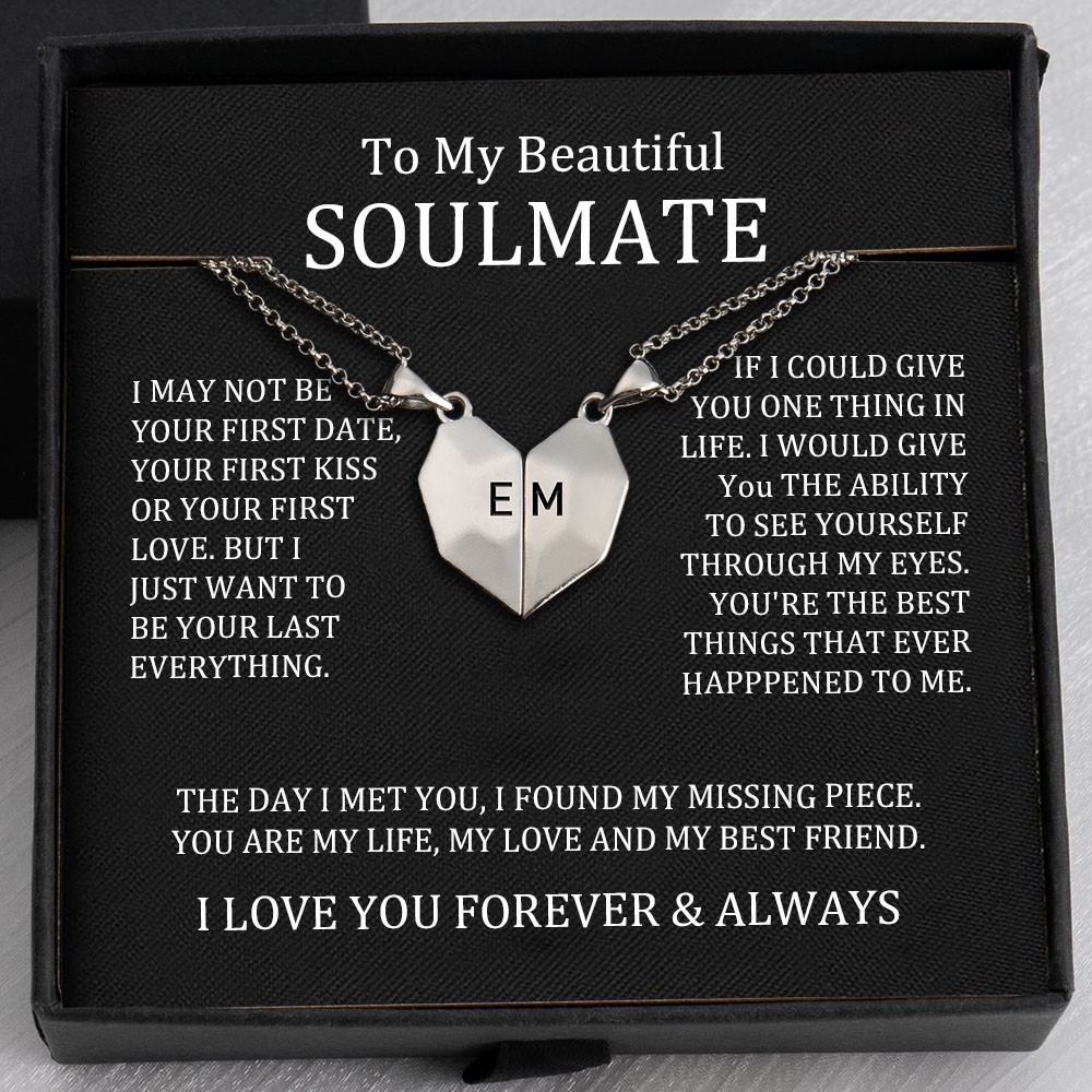 To My Soulmate Necklace 2 Pieces Personalized Magnetic Heart-Shaped Necklace Gift Ideas For Valentine's Day Anniversary