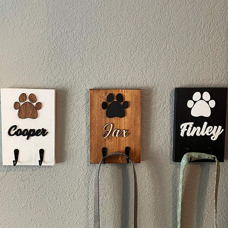Personalized 3D Dog Paw Shiplap Leash Holder