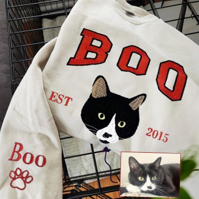 Personalized Cat Face Embroidered Sweatshirt Varsity Style For Pet Lover Gifts