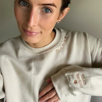 Custom Mama Embroidered Sweatshirt Hoodie with Kids Names For Mother's Day Gift Ideas