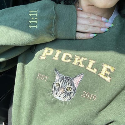 Personalized Cat Face Embroidered Sweatshirt Varsity Style For Pet Lover Gifts