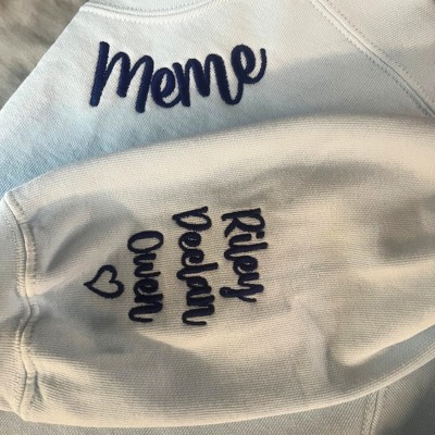 Custom Embroidered Sweatshirt With Kids Name On Sleeve For Mom Grandma Christmas Gift