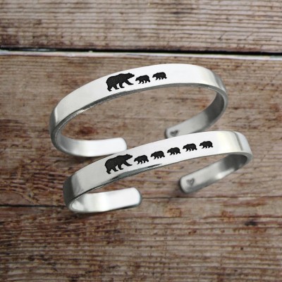 Personalized Mama Bear Bracelet Cuff For Mom Grandma