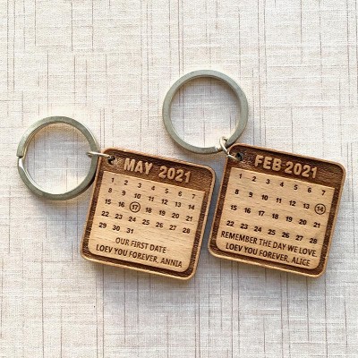 Personalized Calendar Keychain Anniversary Valentine's Day Couple Gift