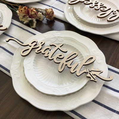 Thanksgiving Place Cards For Dining Table Decor Grateful Words Sign