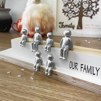 Personalized Sculpture Figurines Anniversary Christmas Gift Family is Everything